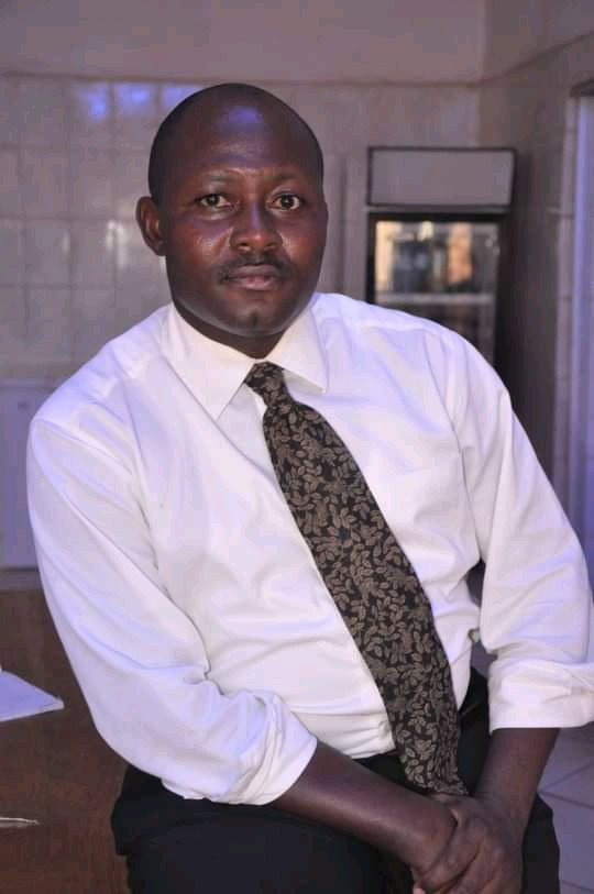 Dr Oyedeji Adeyemi
